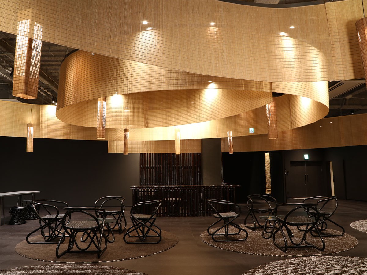 SHIKADA SHITSURAI RATTAN KK Series Arm Chair / シカダ シツライ ラタン 隈研吾シリーズ アームチェア KKCH110 （チェア・椅子 > ダイニングチェア） 2