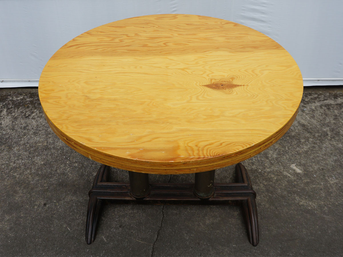 90 Round Plywood Top Table 5