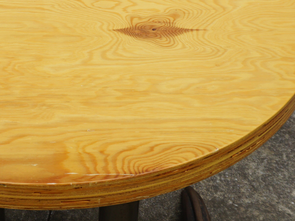 90 Round Plywood Top Table 8