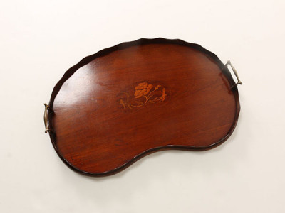 ロイズアンティークス 【Lloyd´s Antiques】 木製彫刻トレイ