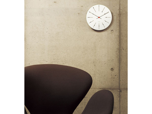 ARNE JACOBSEN
Bankers Wall Clock / アルネ・ヤコブセン
バンカーズ ウォールクロック 直径29cm （時計 > 壁掛け時計） 7