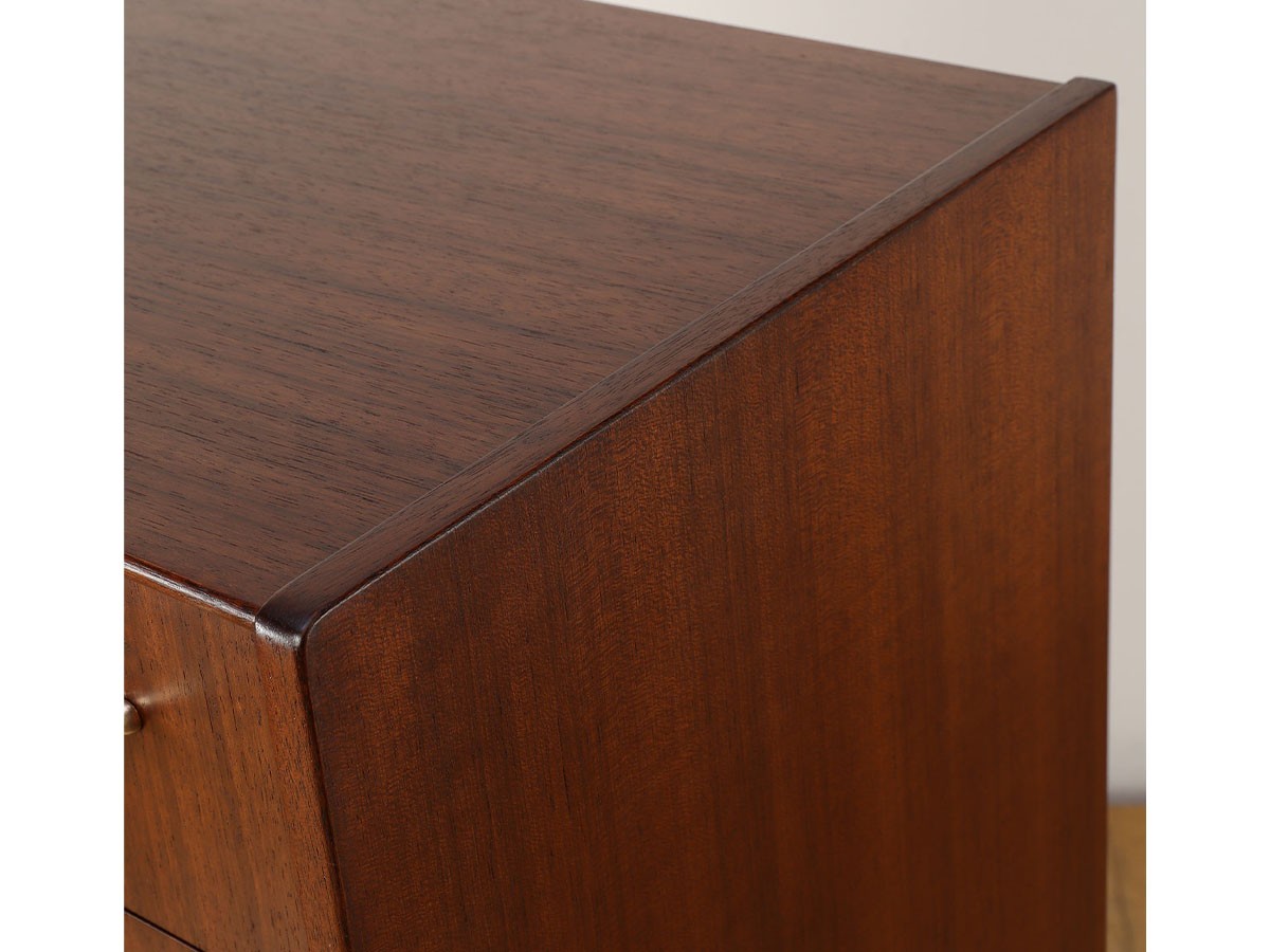Lloyd's Antiques Real Antique
G-Plan Chest Of Drawers / ロイズ・アンティークス 英国アンティーク家具
ジープラン チェスト （収納家具 > チェスト・箪笥） 6
