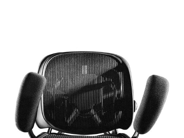 Aeron Chair
Bサイズ AE113AWB PJ G1 BB BK 3D01 3