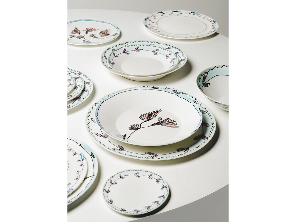 MIDNIGHT FLOWERS by MARNI
Starter Plate Blossom Milk / ミッドナイトフラワーズ バイ マルニ
スタータープレート ブロッサムミルク 24cm （食器・テーブルウェア > 皿・プレート） 6