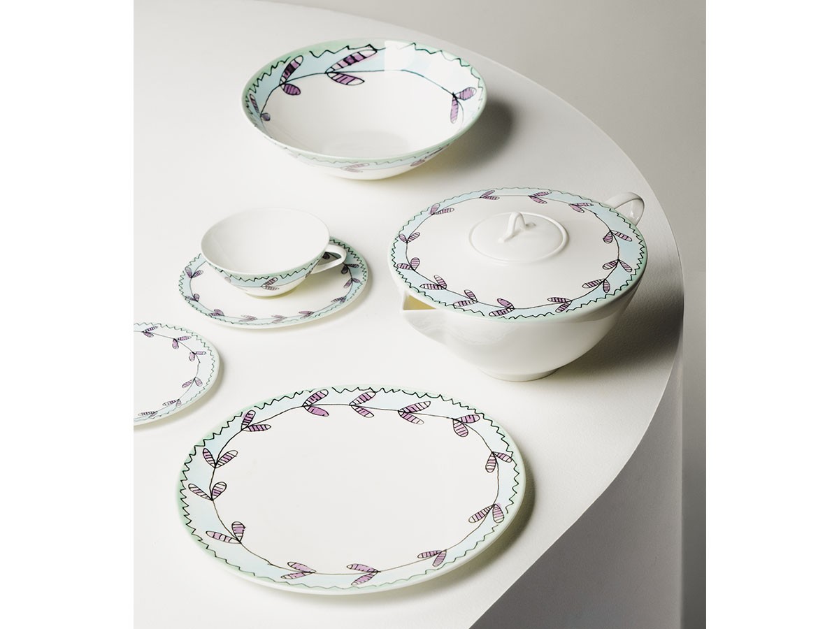 MIDNIGHT FLOWERS by MARNI
Starter Plate Blossom Milk / ミッドナイトフラワーズ バイ マルニ
スタータープレート ブロッサムミルク 24cm （食器・テーブルウェア > 皿・プレート） 5