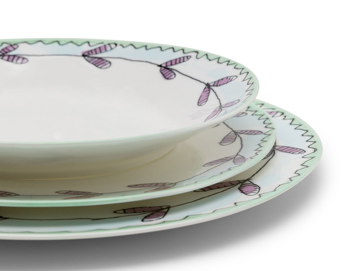 MIDNIGHT FLOWERS by MARNI
Starter Plate Blossom Milk / ミッドナイトフラワーズ バイ マルニ
スタータープレート ブロッサムミルク 24cm （食器・テーブルウェア > 皿・プレート） 21