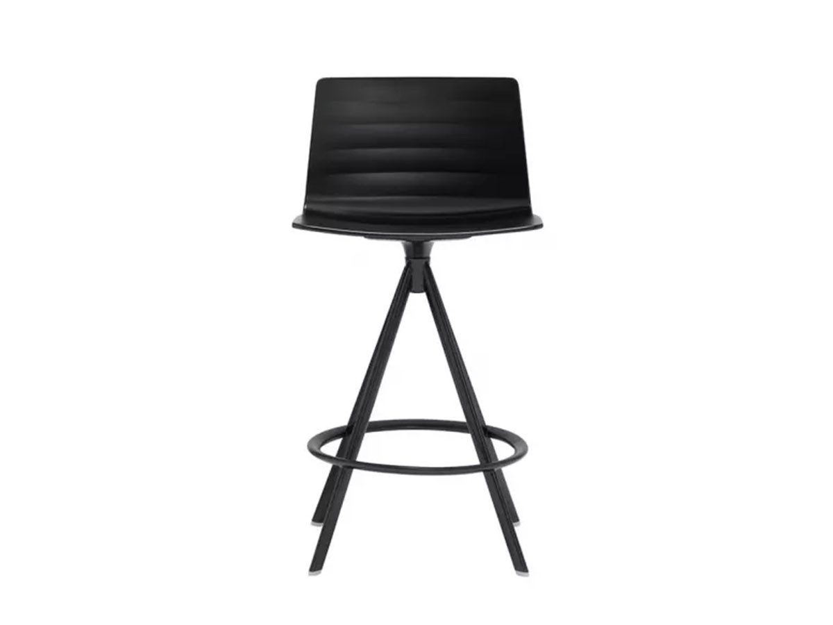 Andreu World Flex Chair
Counter Stool 45
Thermo-polymer Shell / アンドリュー・ワールド フレックス チェア BQ1335
カウンタースツール 45 回転スチール脚（サーモポリマーシェル） （チェア・椅子 > カウンターチェア・バーチェア） 2