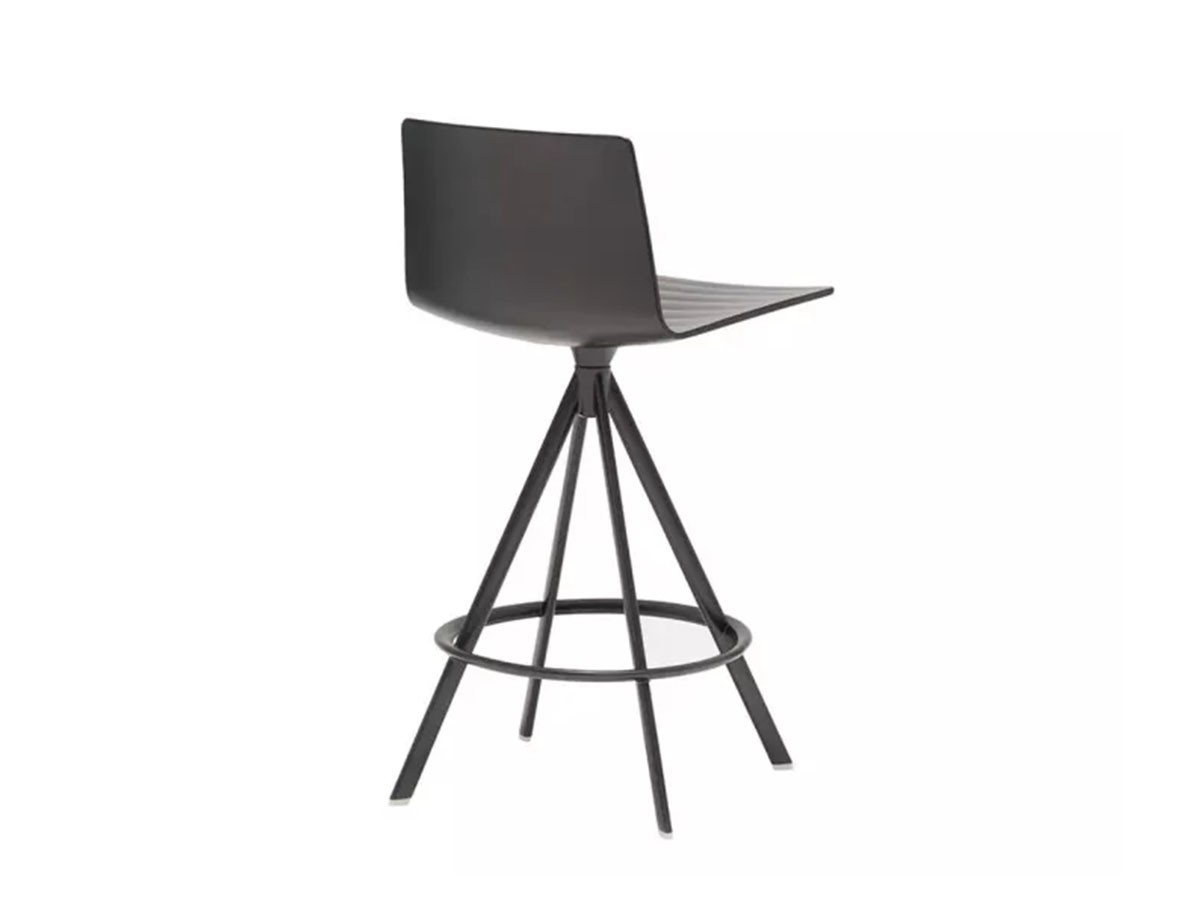 Andreu World Flex Chair
Counter Stool 45
Thermo-polymer Shell / アンドリュー・ワールド フレックス チェア BQ1335
カウンタースツール 45 回転スチール脚（サーモポリマーシェル） （チェア・椅子 > カウンターチェア・バーチェア） 4