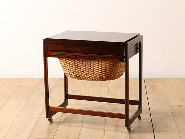 Lloyd's Antiques Real Antique 
Sewing Table / ロイズ・アンティークス デンマークアンティーク家具
ソーイングテーブル （テーブル > サイドテーブル） 2