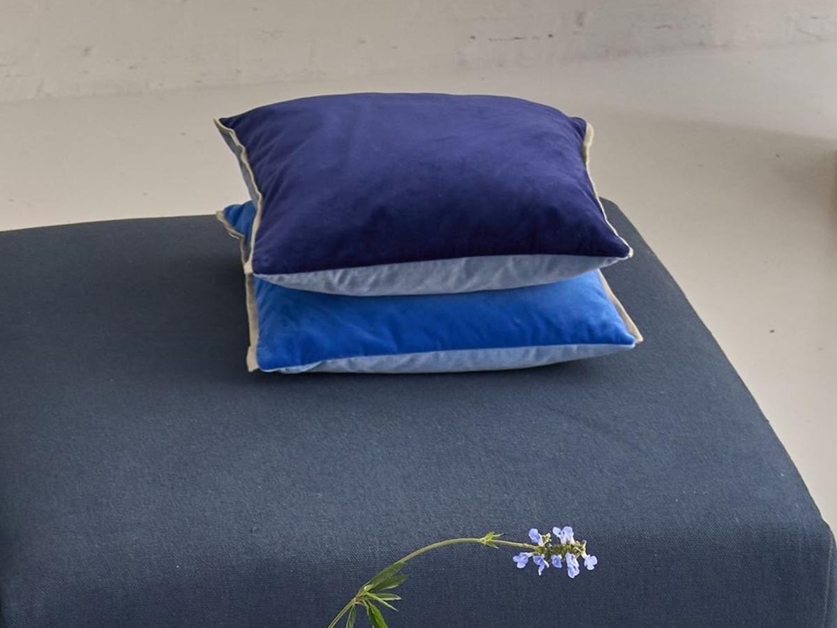 DESIGNERS GUILD Varese Cushion / デザイナーズギルド バレーゼ クッション 43 × 43cm （クッション > クッション・クッションカバー） 22