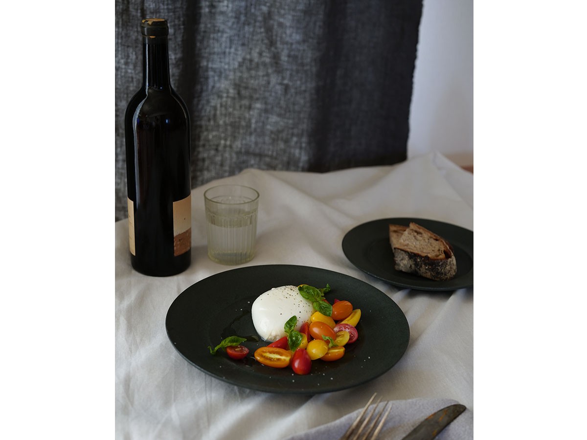 MISHIM POTTERY CREATION calm rim plate M / ミシンポタリークリエイション カーム リムプレート M（ネロ） （食器・テーブルウェア > 皿・プレート） 12