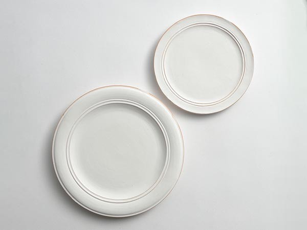 MISHIM POTTERY CREATION StiLL round plate S / ミシンポタリークリエイション スティル ラウンドプレート S（胡粉） （食器・テーブルウェア > 皿・プレート） 20