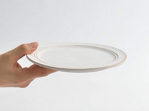 MISHIM POTTERY CREATION StiLL round plate S + stand / ミシンポタリークリエイション スティル ラウンドプレート S + スタンド（胡粉） （食器・テーブルウェア > 皿・プレート） 9