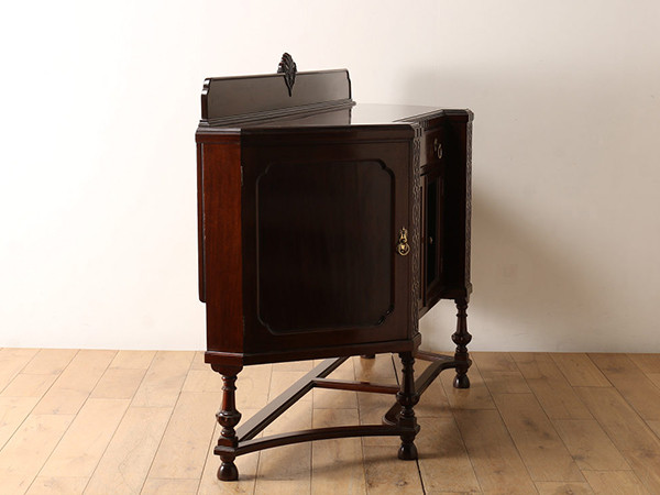 Lloyd's Antiques Real Antique 
Sideboard / ロイズ・アンティークス イギリスアンティーク家具
サイドボード （収納家具 > サイドボード・リビングボード） 3