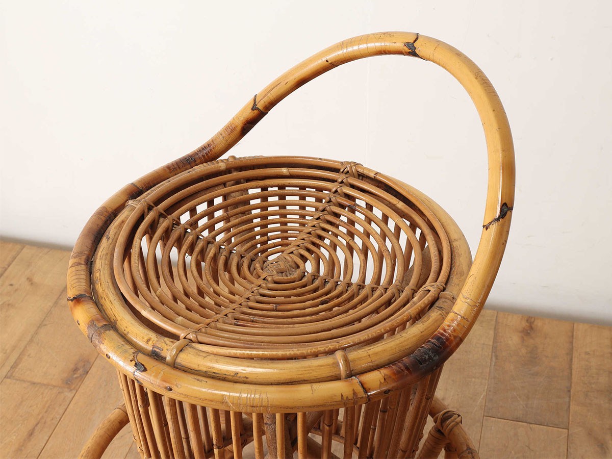 Lloyd's Antiques Real Antique
Italian Bamboo Counter With Stool / ロイズ・アンティークス イタリアアンティーク家具
イタリアン バンブーカウンター ウィズ スツール （チェア・椅子 > カウンターチェア・バーチェア） 32