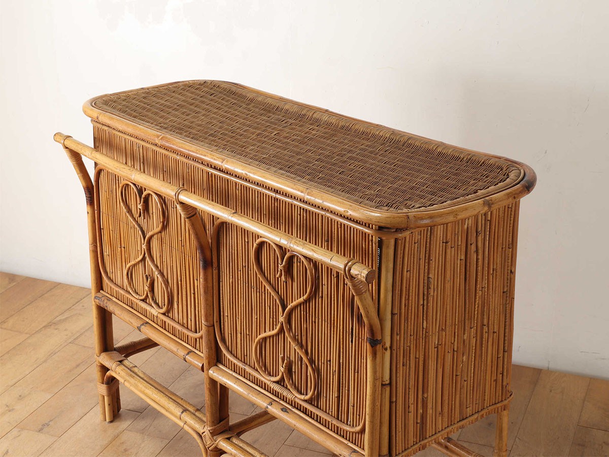 Lloyd's Antiques Real Antique
Italian Bamboo Counter With Stool / ロイズ・アンティークス イタリアアンティーク家具
イタリアン バンブーカウンター ウィズ スツール （チェア・椅子 > カウンターチェア・バーチェア） 11