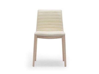 Andreu World Flex Armchair Fully Upholstered Shell / アンドリュー