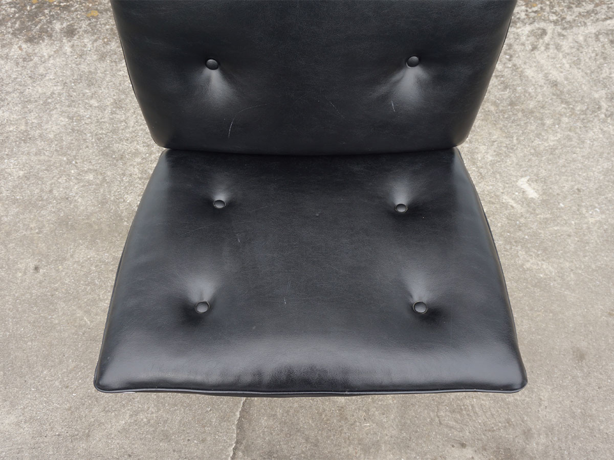 RE : Store Fixture UNITED ARROWS LTD. Joker Lounge Chair B / リ ストア フィクスチャー ユナイテッドアローズ ジョーカー ラウンジチェア B （チェア・椅子 > ラウンジチェア） 11