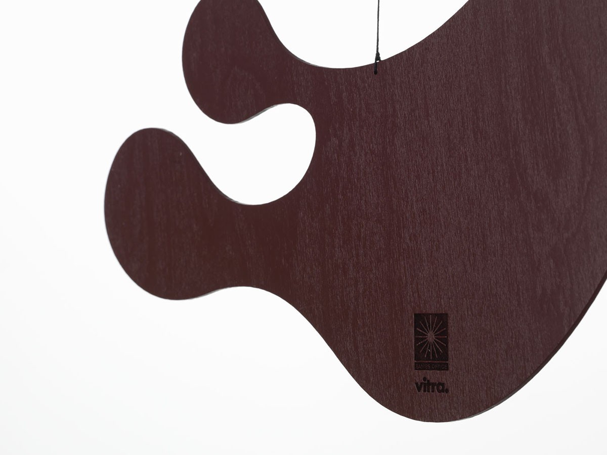 Vitra Eames Special Collection 2023
Plywood Mobile / ヴィトラ イームズ スペシャルコレクション 2023
イームズ プライウッド モビール
モデル B （オブジェ・アート > オブジェ） 6