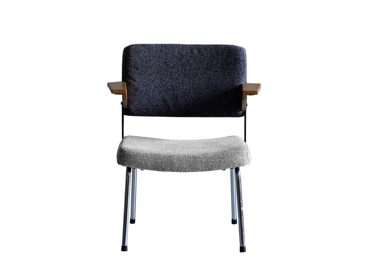 bond KICKS Lounge Chair