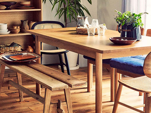 DIMANCHE DINING TABLE 6