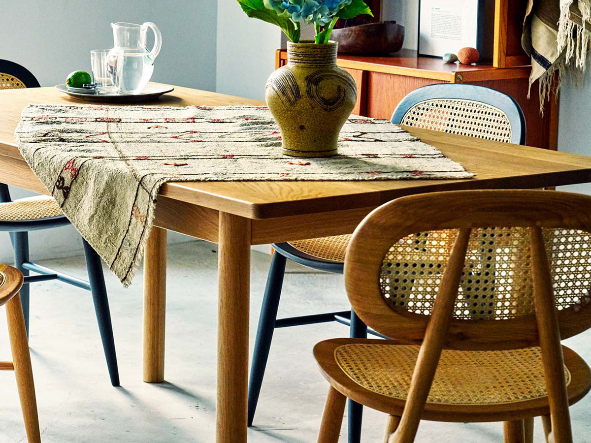 DIMANCHE DINING TABLE 8