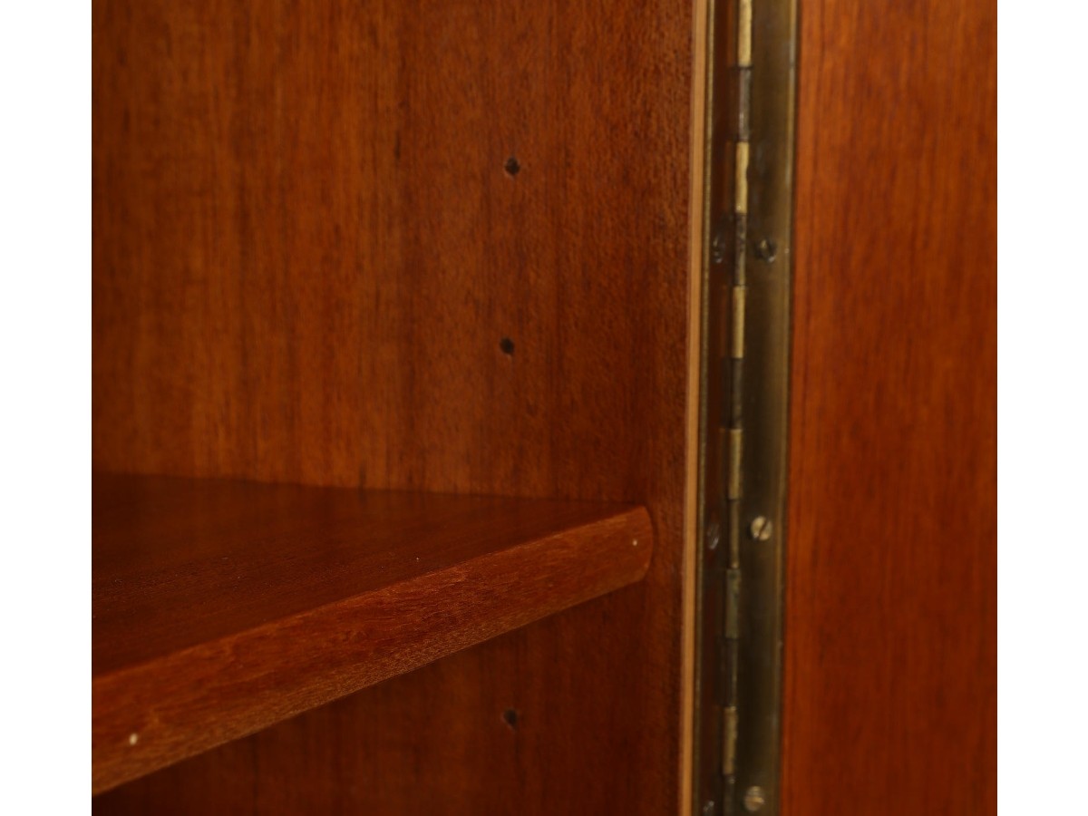 Lloyd's Antiques Real Antiques
Ab Tabergs Mobler Sideboard / ロイズ・アンティークス スウェーデンアンティーク家具
アーベー ターベリィズ モブラー サイドボード （収納家具 > サイドボード・リビングボード） 21
