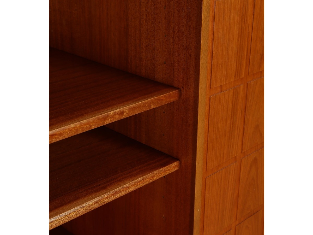 Lloyd's Antiques Real Antiques
Ab Tabergs Mobler Sideboard / ロイズ・アンティークス スウェーデンアンティーク家具
アーベー ターベリィズ モブラー サイドボード （収納家具 > サイドボード・リビングボード） 12