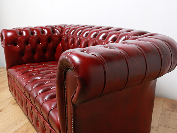Reproduction Series
Chesterfield Sofa 2P Buttan Seat 17