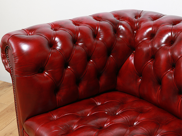 Reproduction Series
Chesterfield Sofa 2P Buttan Seat 18