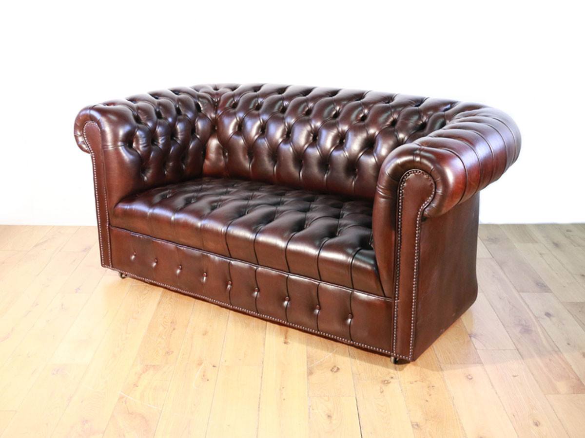 Reproduction Series
Chesterfield Sofa 2P Buttan Seat 1
