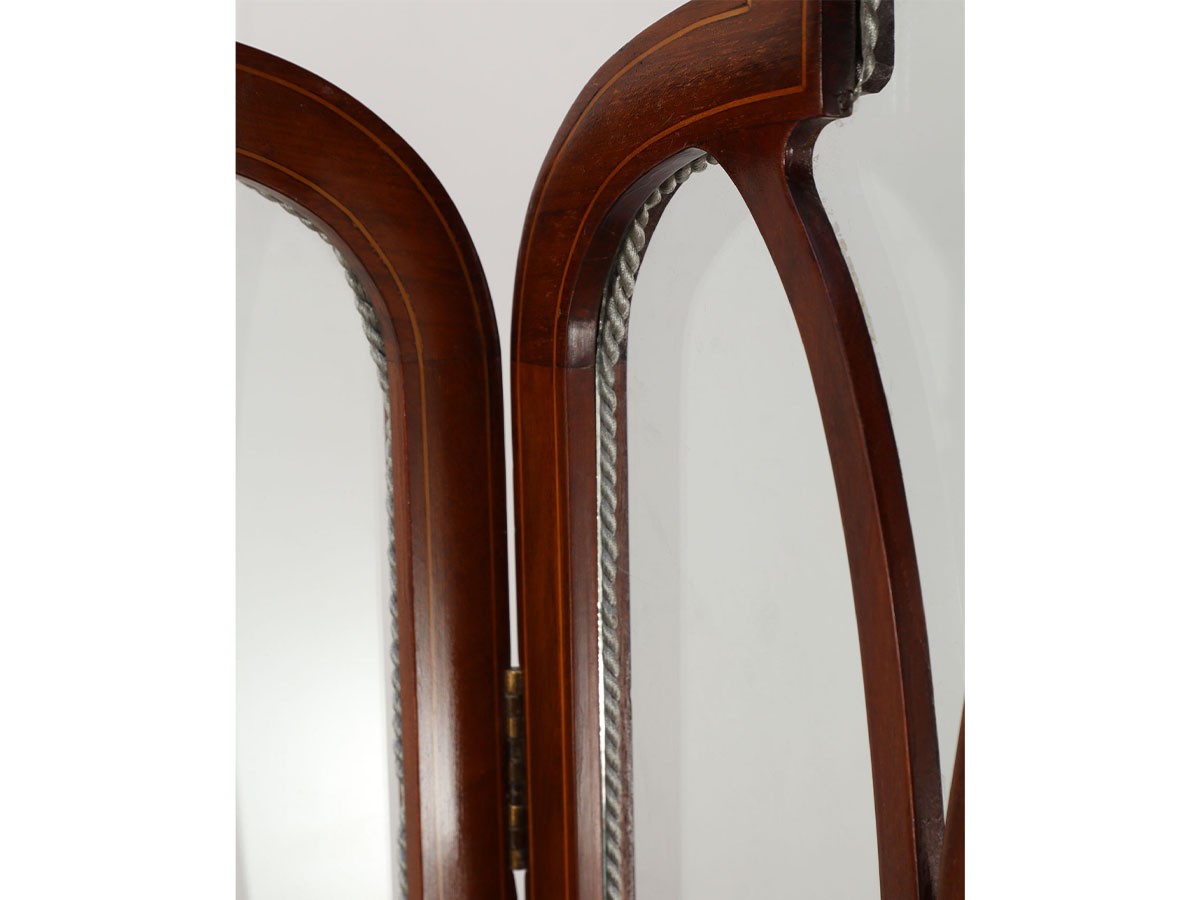 Lloyd's Antiques Real Antique
Victorian Screen / ロイズ・アンティークス 英国アンティーク家具
ヴィクトリアンスクリーン （その他家具 > パーテーション・スクリーン） 14