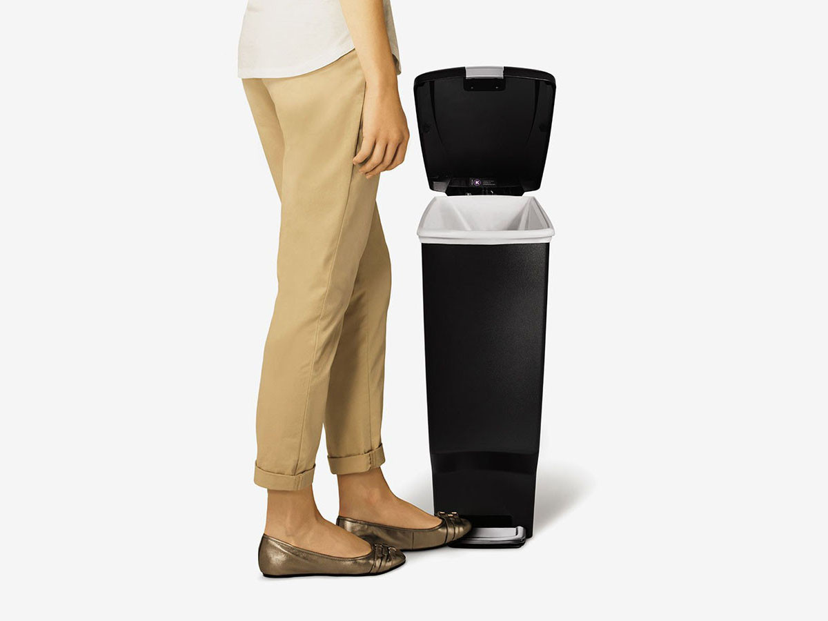 simplehuman STEP CAN / シンプルヒューマン ステップカン
スリム ステップダストボックス 40L プラスチック （ごみ箱・玄関小物 > ごみ箱・ダストボックス） 2