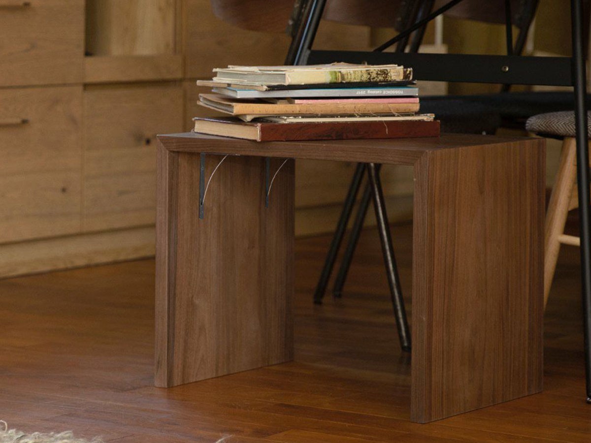 chalet stool table 10