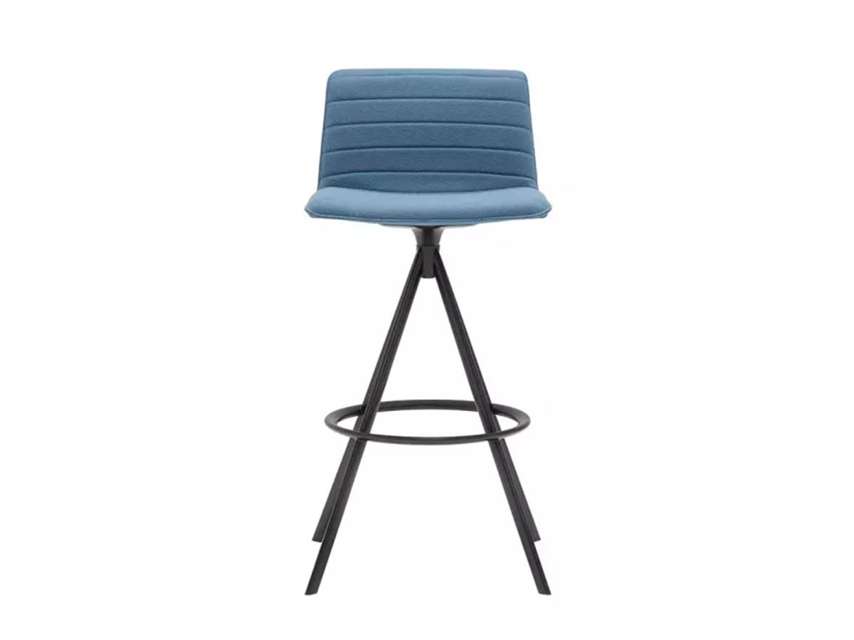 Andreu World Flex Chair
Barstool 45
Fully Upholstered Shell / アンドリュー・ワールド フレックス チェア BQ1334
バースツール 45 回転スチール脚（フルパッド） （チェア・椅子 > カウンターチェア・バーチェア） 4