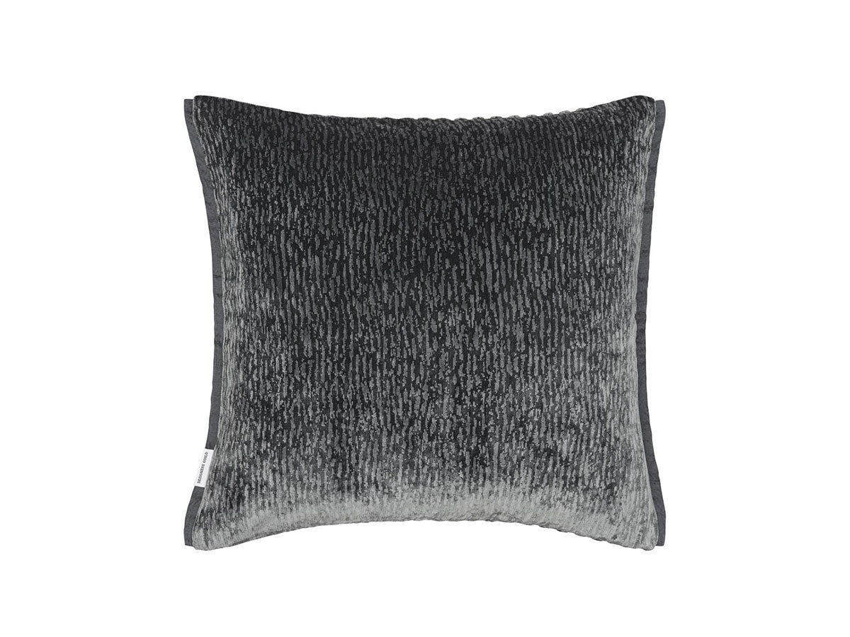 DESIGNERS GUILD Portland Cushion / デザイナーズギルド ポートランド クッション 43 × 43cm （クッション > クッション・クッションカバー） 28