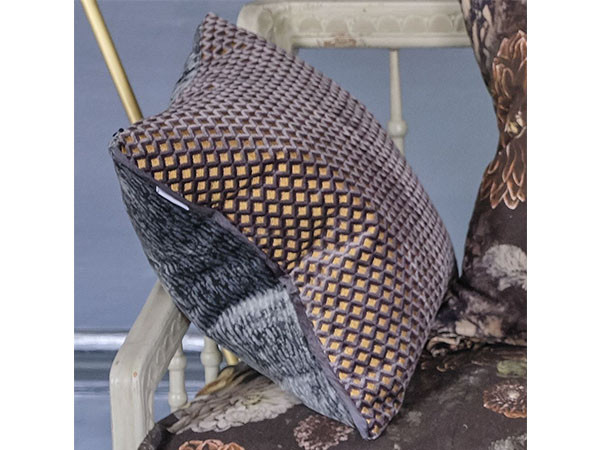 DESIGNERS GUILD Portland Cushion / デザイナーズギルド ポートランド クッション 43 × 43cm （クッション > クッション・クッションカバー） 8