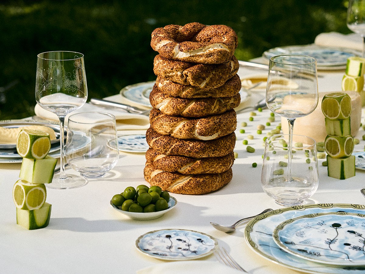 MIDNIGHT FLOWERS by MARNI
Bread Plate Mirtillo Tea / ミッドナイトフラワーズ バイ マルニ
ブレッドプレート ミルティッロティー 11.5cm （食器・テーブルウェア > 皿・プレート） 13