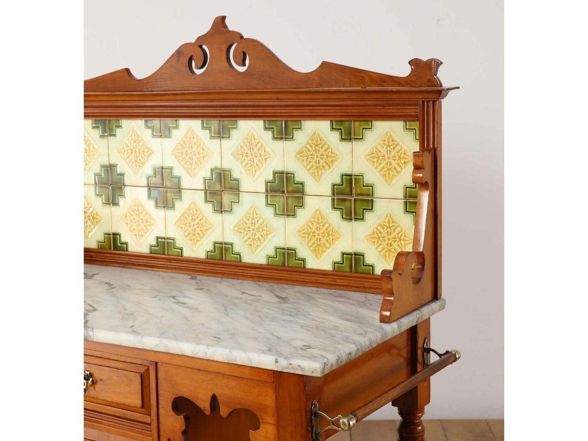 Lloyd's Antiques Real Antique
Wash Stand / ロイズ・アンティークス 英国アンティーク家具
ウォッシュスタンド （テーブル > コンソールテーブル） 5