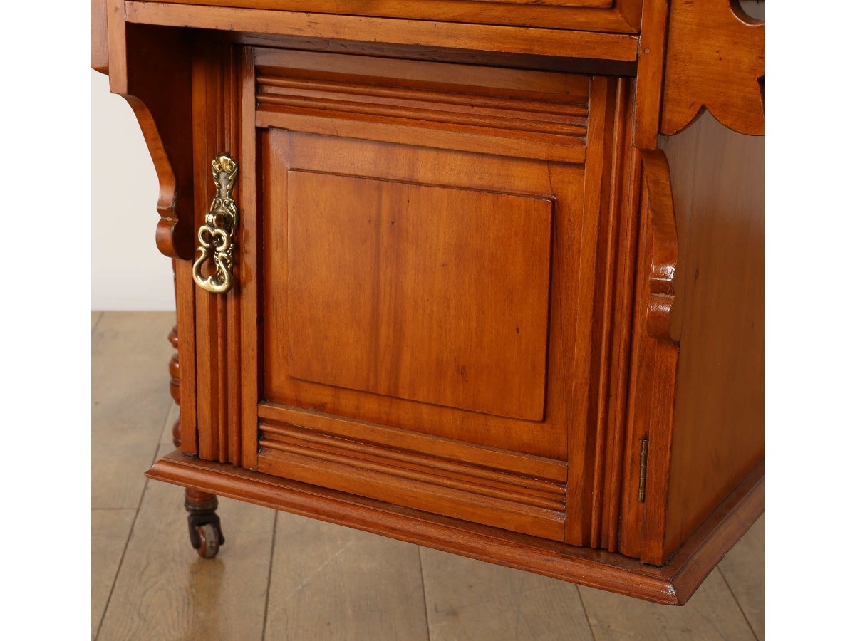 Lloyd's Antiques Real Antique
Wash Stand / ロイズ・アンティークス 英国アンティーク家具
ウォッシュスタンド （テーブル > コンソールテーブル） 17