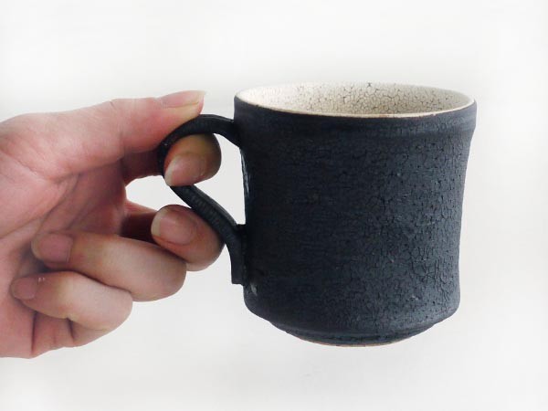 MISHIM POTTERY CREATION fractal mug susu + hibi / ミシンポタリークリエイション フラクタル マグ（スス + ヒビ） （食器・テーブルウェア > マグカップ） 2