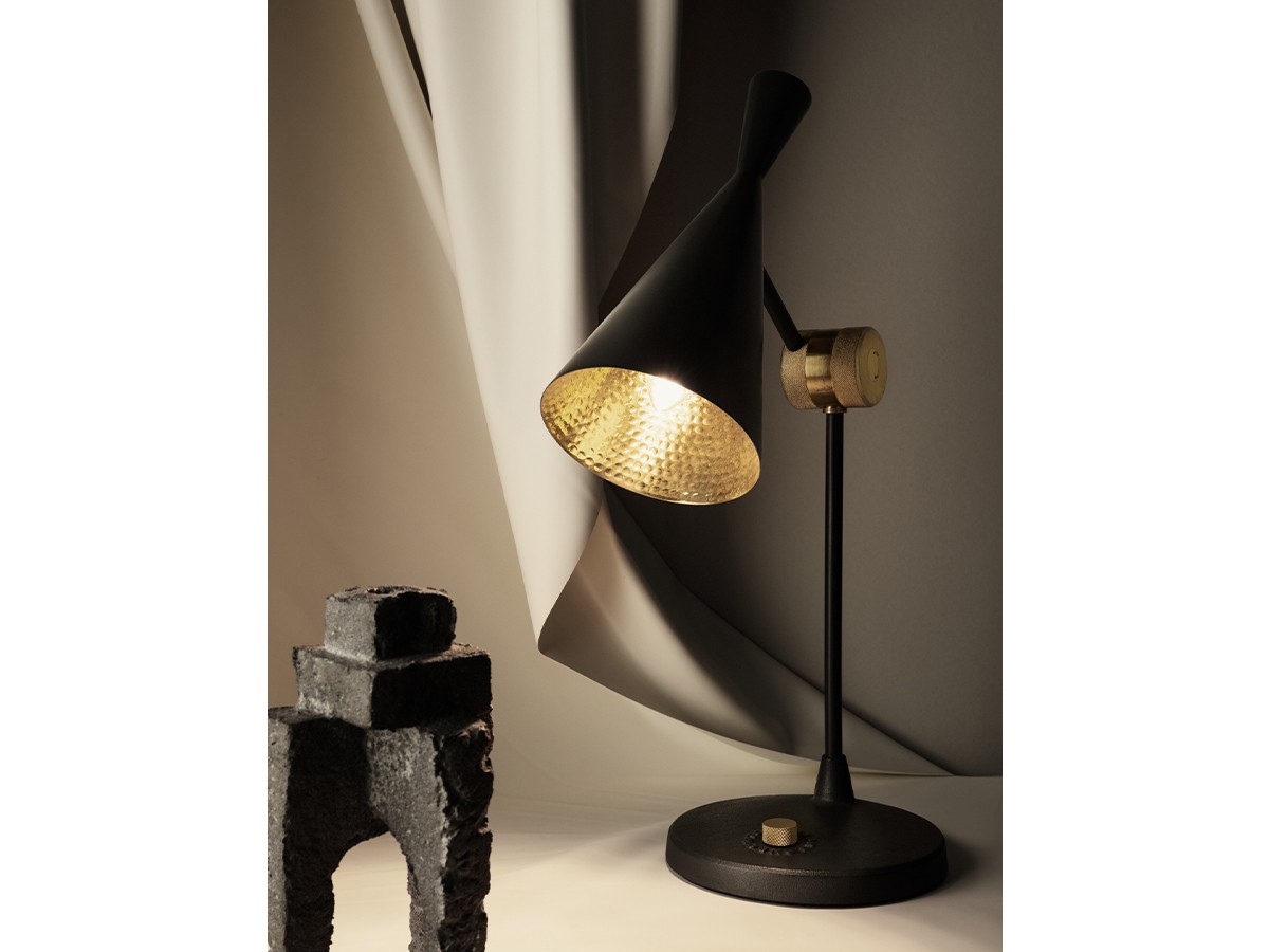 Tom Dixon. Beat Table LED / トム・ディクソン ビート テーブルライト 内蔵LED （ライト・照明 > テーブルランプ） 3