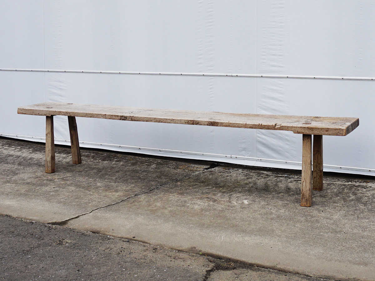Long Bench Stand 3