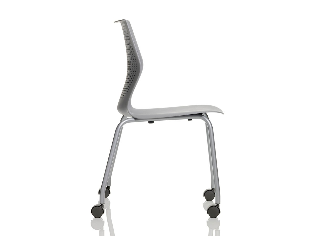 Knoll Office MultiGeneration Chair / ノルオフィス マルチジェネレーション チェア
スタッキングベース 肘なし キャスター脚 （チェア・椅子 > オフィスチェア・デスクチェア） 35