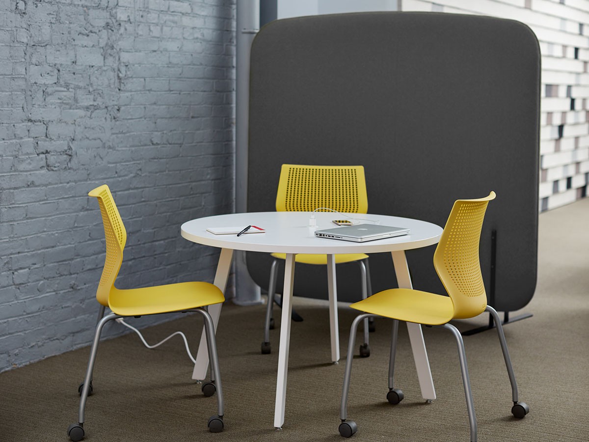 Knoll Office MultiGeneration Chair / ノルオフィス マルチジェネレーション チェア
スタッキングベース 肘なし キャスター脚 （チェア・椅子 > オフィスチェア・デスクチェア） 9