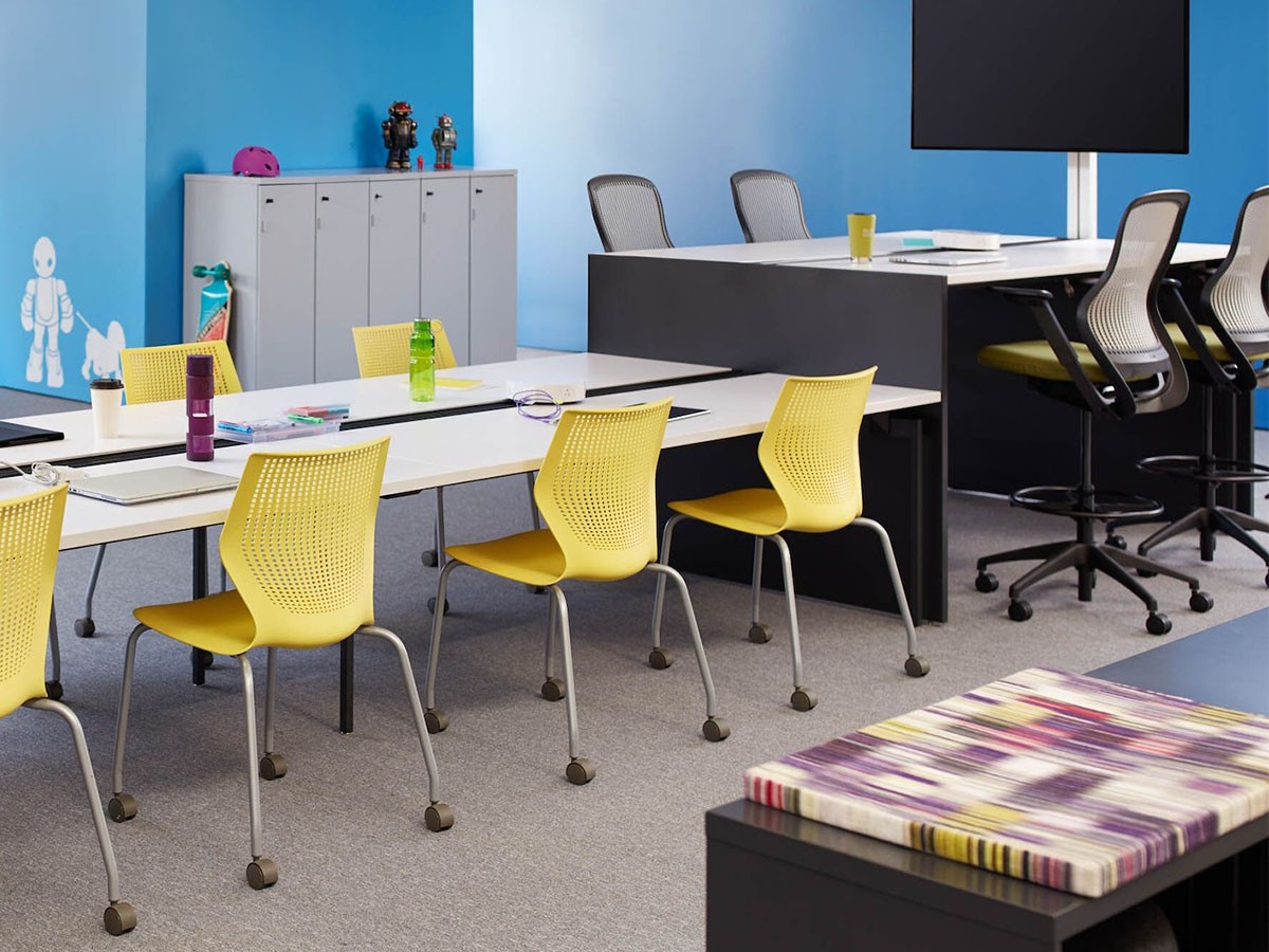 Knoll Office MultiGeneration Chair / ノルオフィス マルチジェネレーション チェア
スタッキングベース 肘なし キャスター脚 （チェア・椅子 > オフィスチェア・デスクチェア） 15