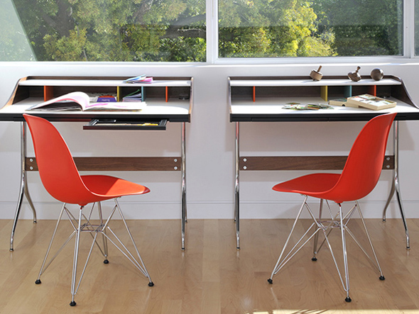 Herman Miller Eames Molded Plastic Side Shell Chair / ハーマンミラー イームズ プラスチックサイドシェルチェア
ワイヤーベース / トリバレントクローム脚 DSR. 47 （チェア・椅子 > ダイニングチェア） 5