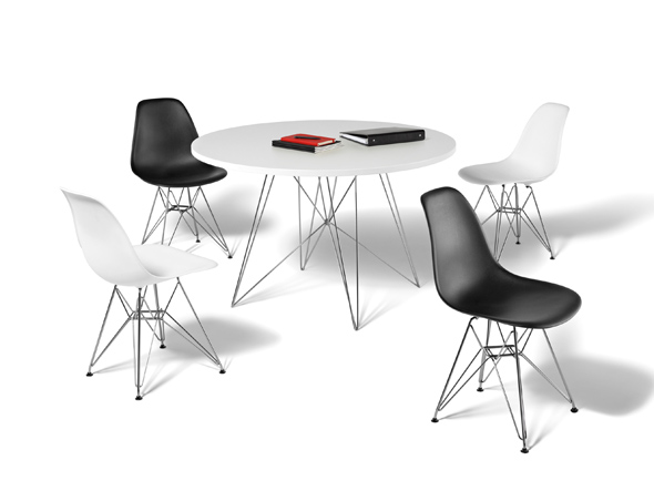 Herman Miller Eames Molded Plastic Side Shell Chair / ハーマンミラー イームズ プラスチックサイドシェルチェア
ワイヤーベース / トリバレントクローム脚 DSR. 47 （チェア・椅子 > ダイニングチェア） 2