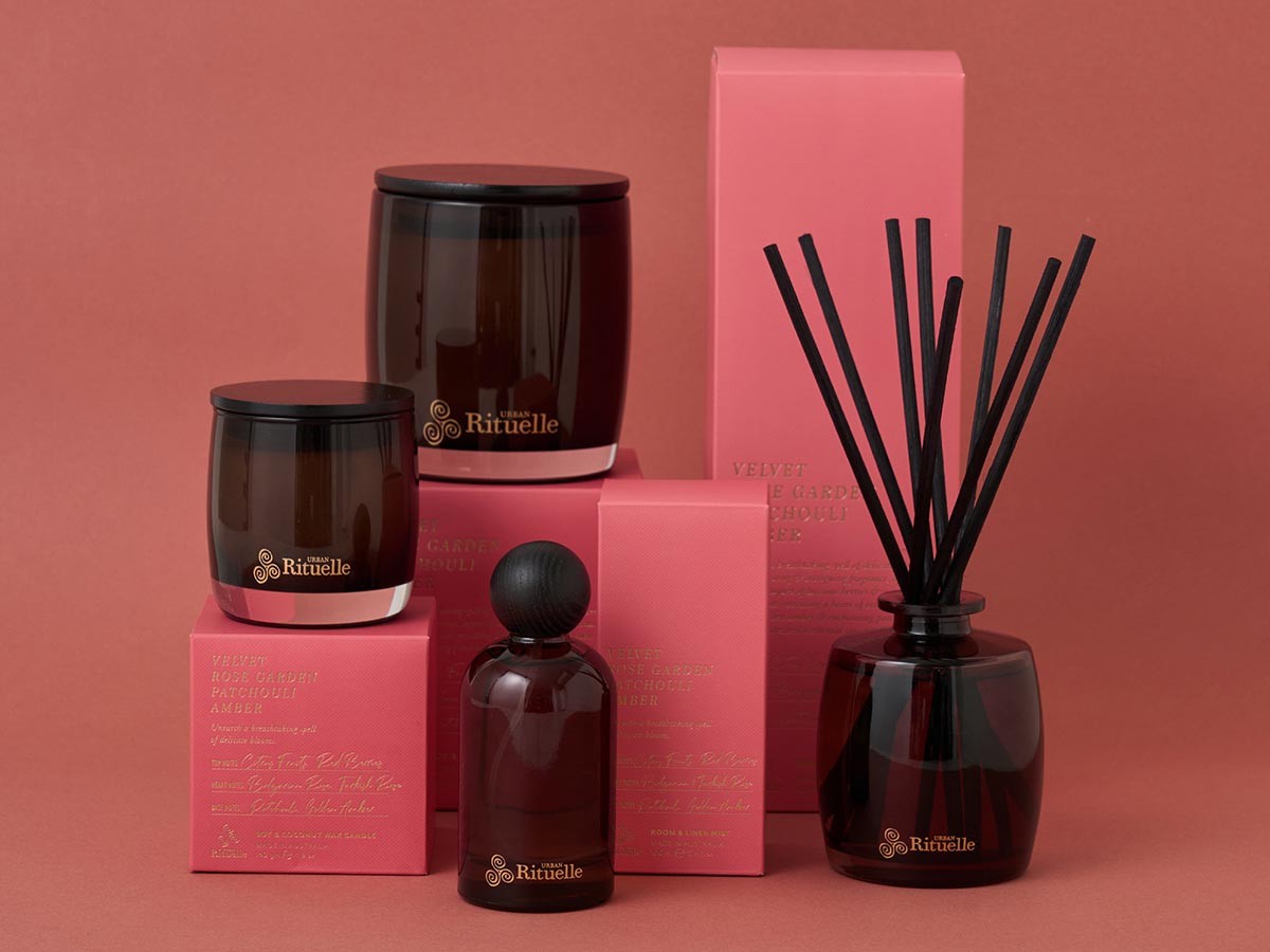 Urban Rituelle APOTHECA
FRAGRANCE DIFFUSER
VELVET ROSE / アーバンリチュエル アポセカ フレグランスディフューザー（ベルベットローズ） （雑貨・その他インテリア家具 > ディフューザー・キャンドル） 23