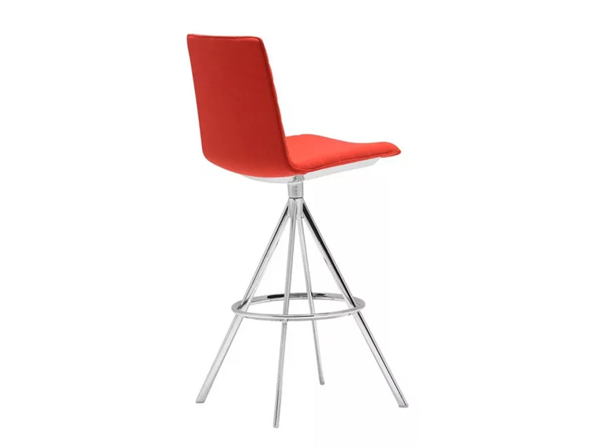 Andreu World Flex High Back
Barstool
Fully Upholstered Shell / アンドリュー・ワールド フレックス ハイバック BQ1668
バースツール 回転式スツール脚（フルパッド） （チェア・椅子 > カウンターチェア・バーチェア） 4